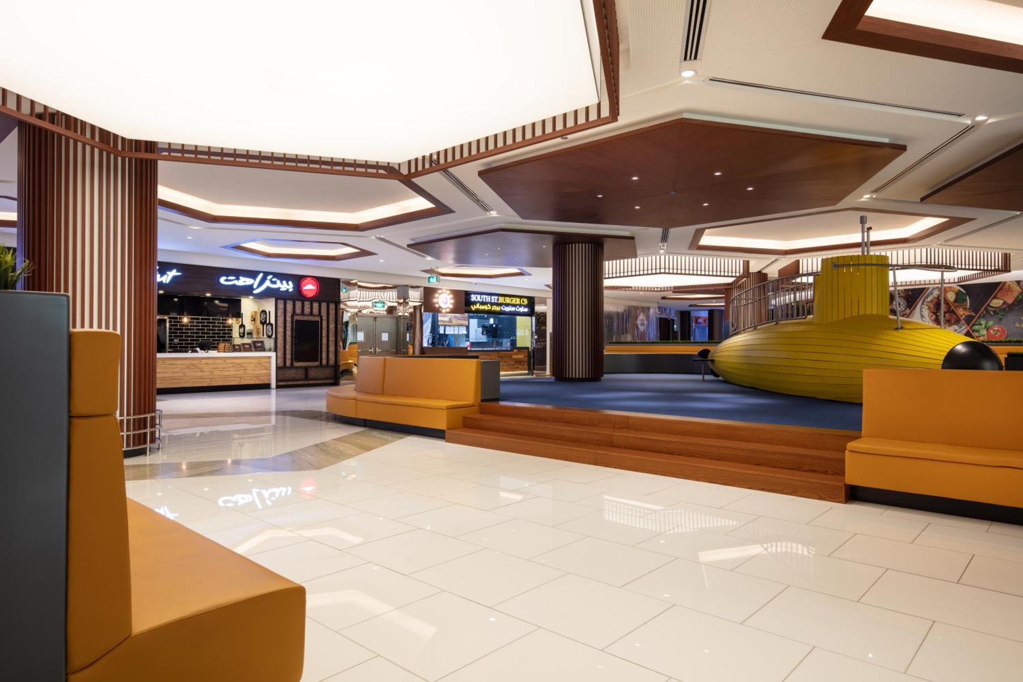City Centre Rotana Ντόχα Εξωτερικό φωτογραφία The interior of the terminal