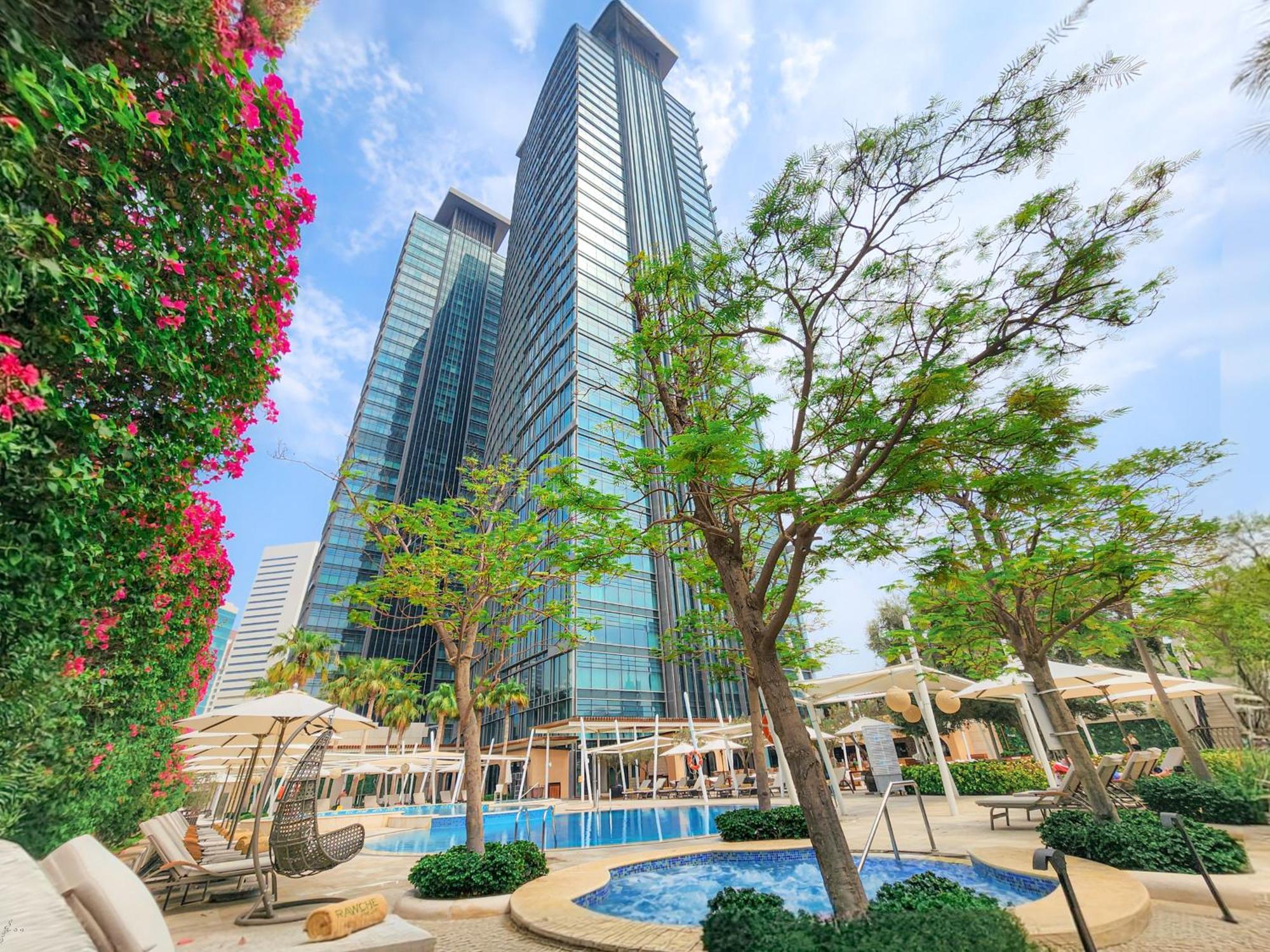 City Centre Rotana Ντόχα Εξωτερικό φωτογραφία The Ritz-Carlton, Hong Kong